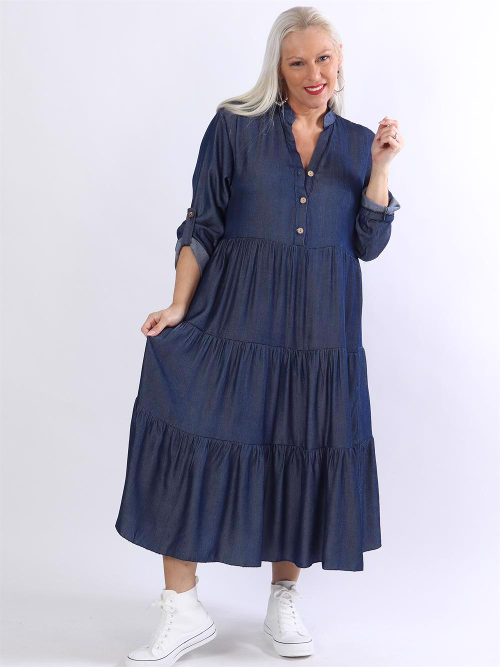 Amal - Mörkblå skjortklänning med lager på lager-look